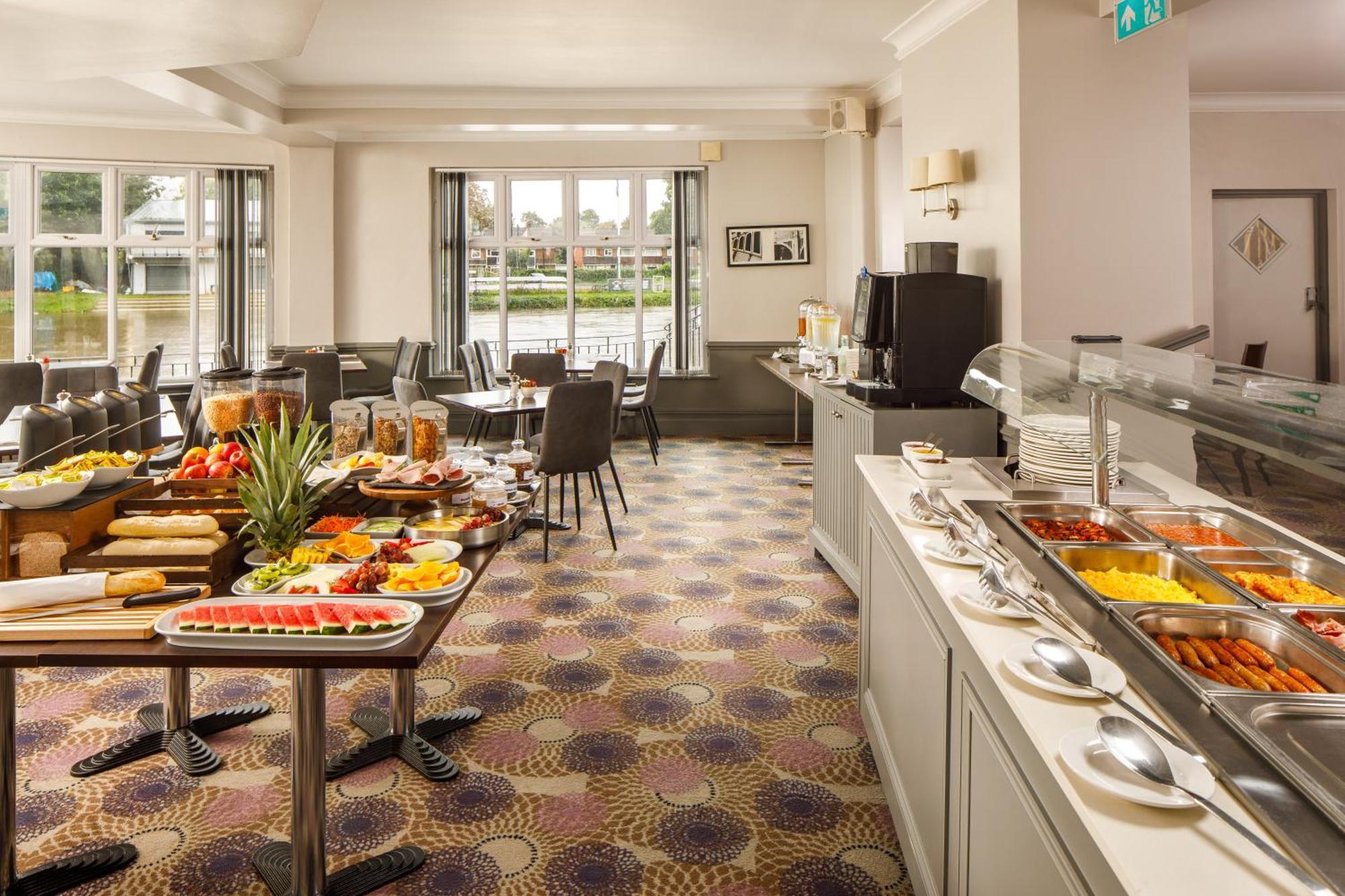 Sunday London Staines-Upon-Thames Heathrow T5 Hotel Ngoại thất bức ảnh